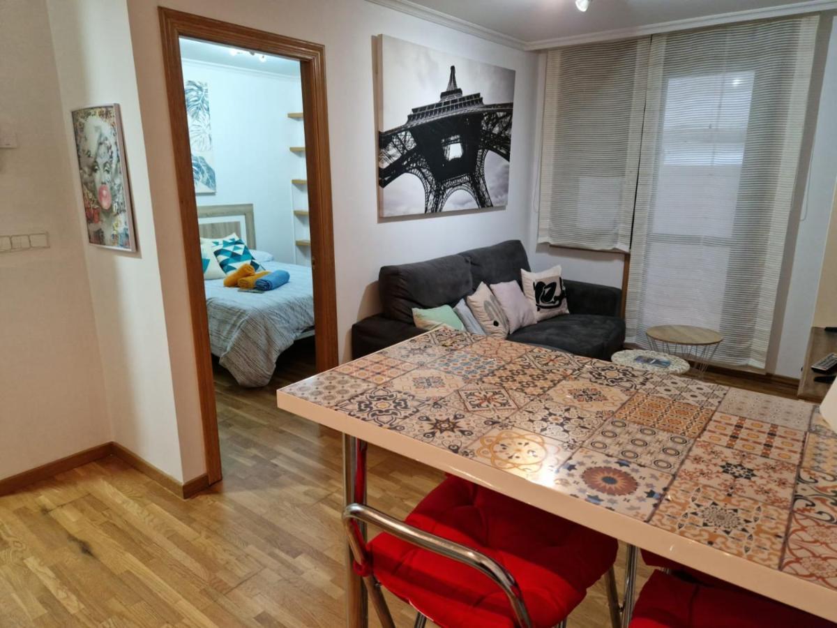 Апартаменти Pleno Centro, Alameda, 5 Minutos Casco Vello Y Estacion Ave Віго Екстер'єр фото